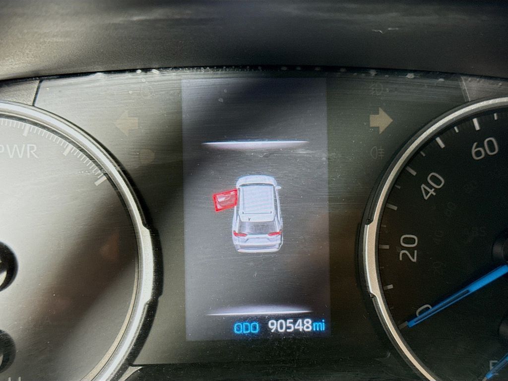 2019 Toyota RAV4 Hybrid LE photo 13