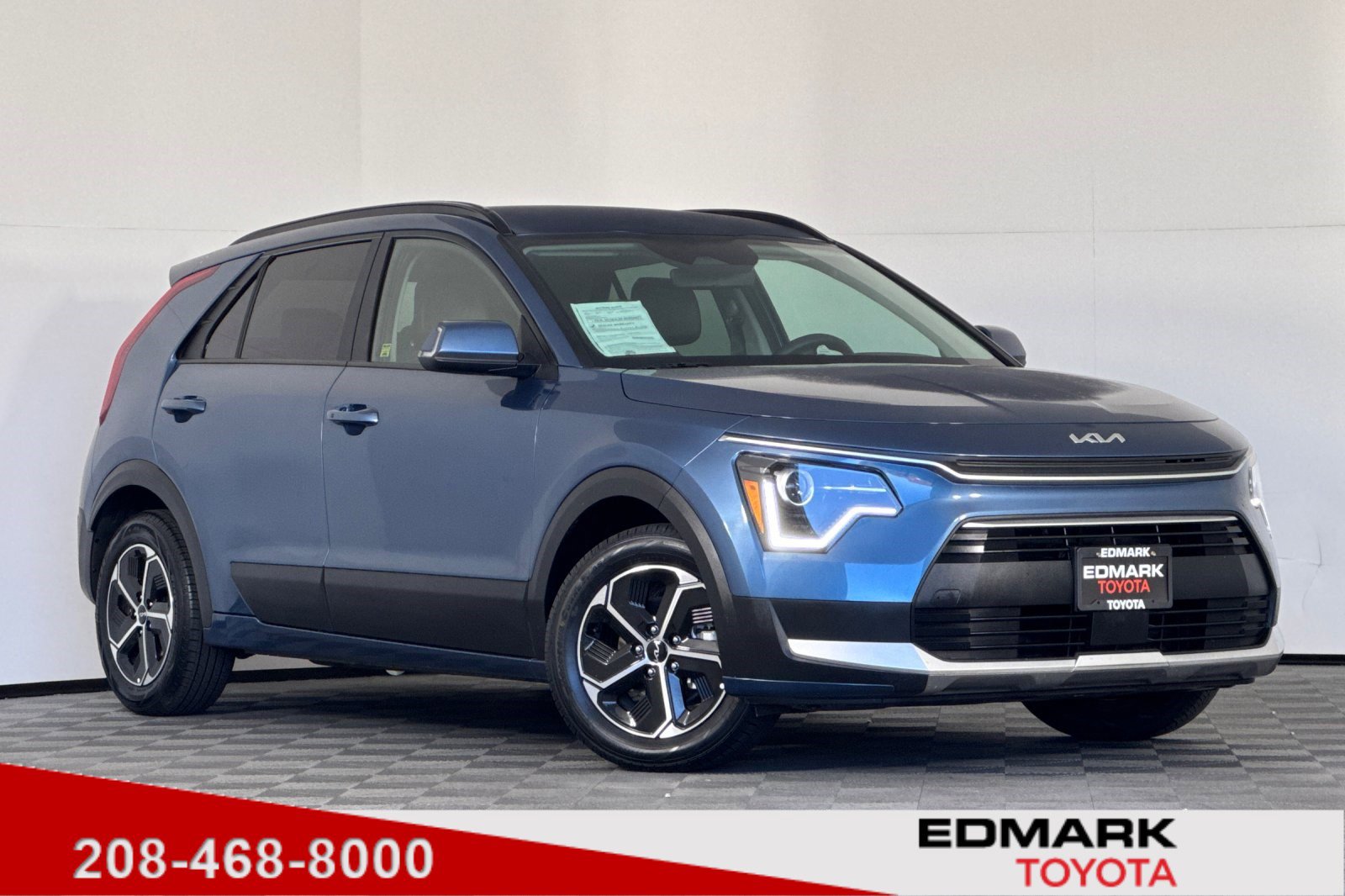 2023 Kia Niro EX's photo