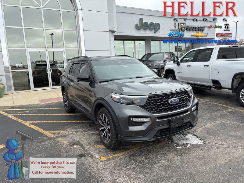 2020 Ford Explorer ST's photo