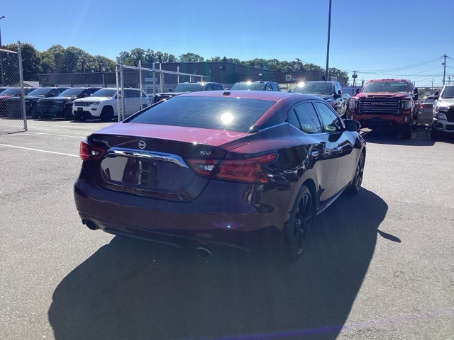2018 Nissan Maxima SV photo 3
