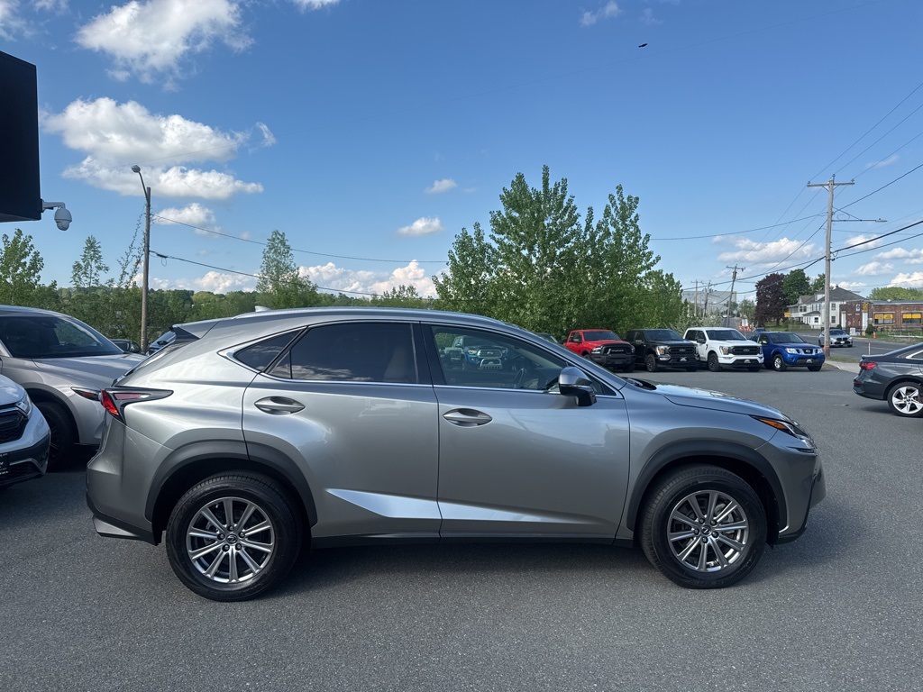 2020 Lexus NX 300 photo 8