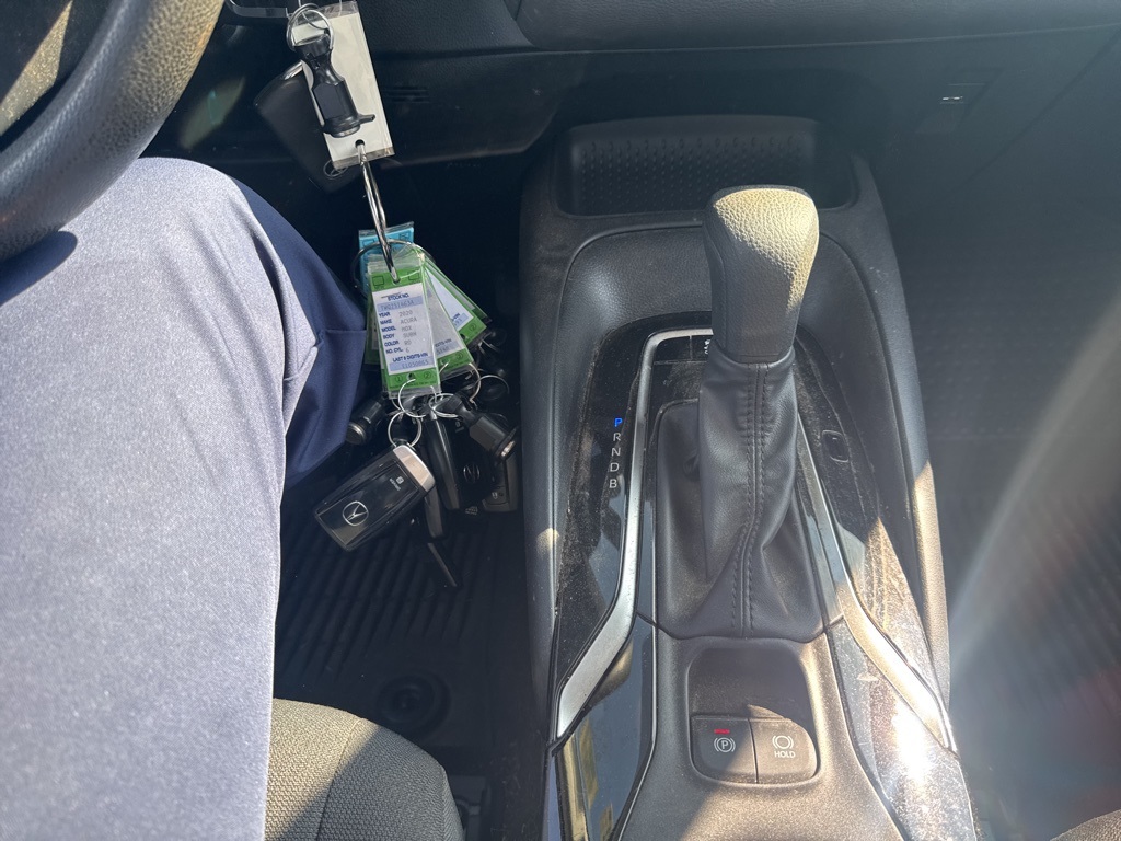 2022 Toyota Corolla LE photo 10