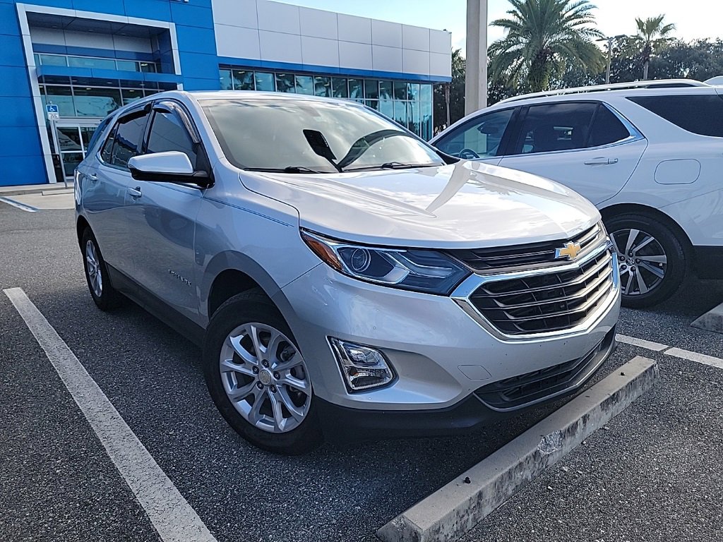 2019 Chevrolet Equinox LT photo 3