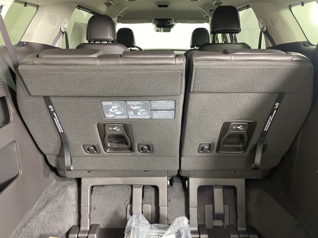 2026 Kia Carnival EX photo 18