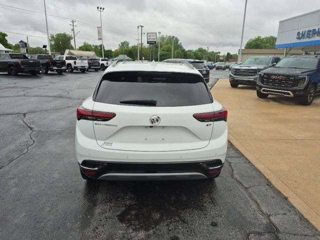 2022 Buick Envision Essence photo 5