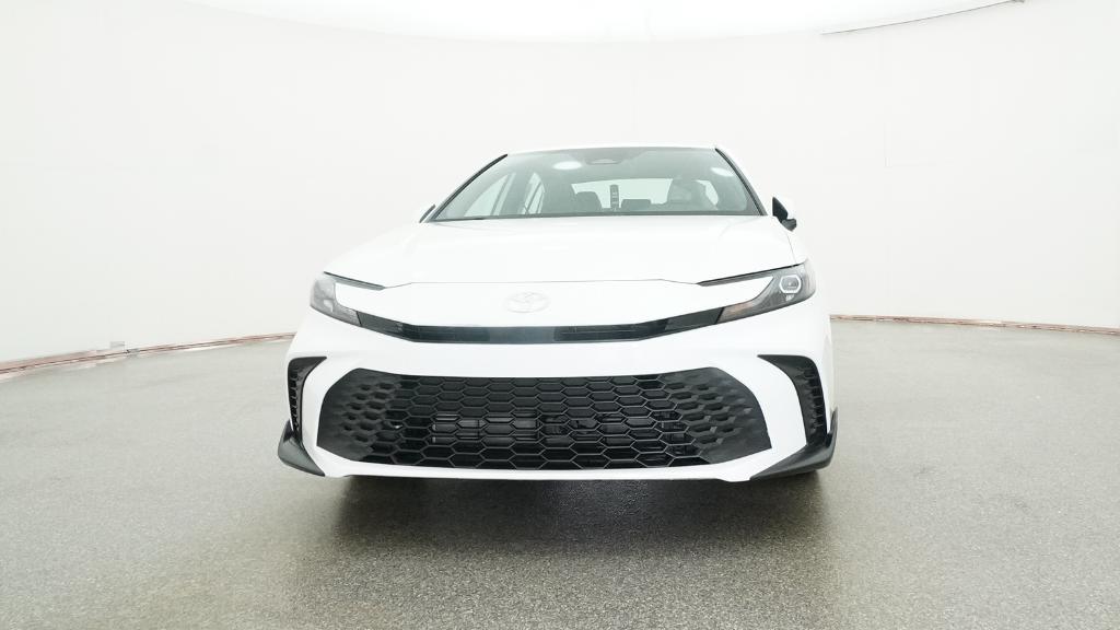 2026 Toyota Camry SE photo 3