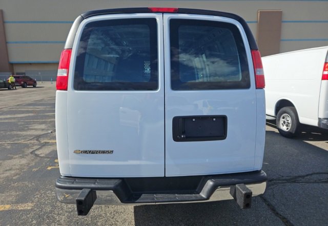 2024 Chevrolet Express 2500 Work Van photo 3