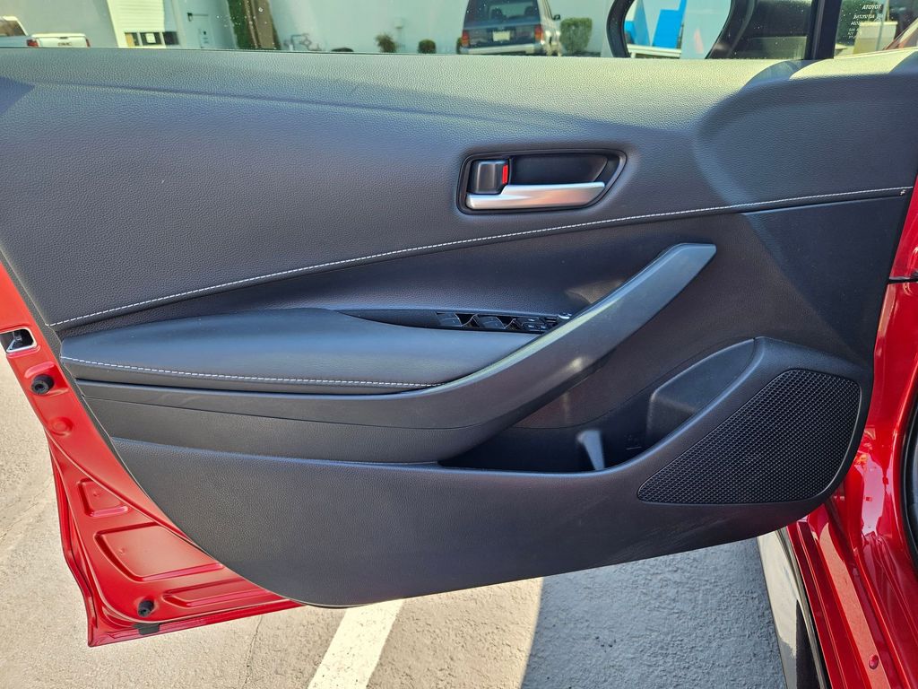 2021 Toyota Corolla SE Nightshade Edition photo 10