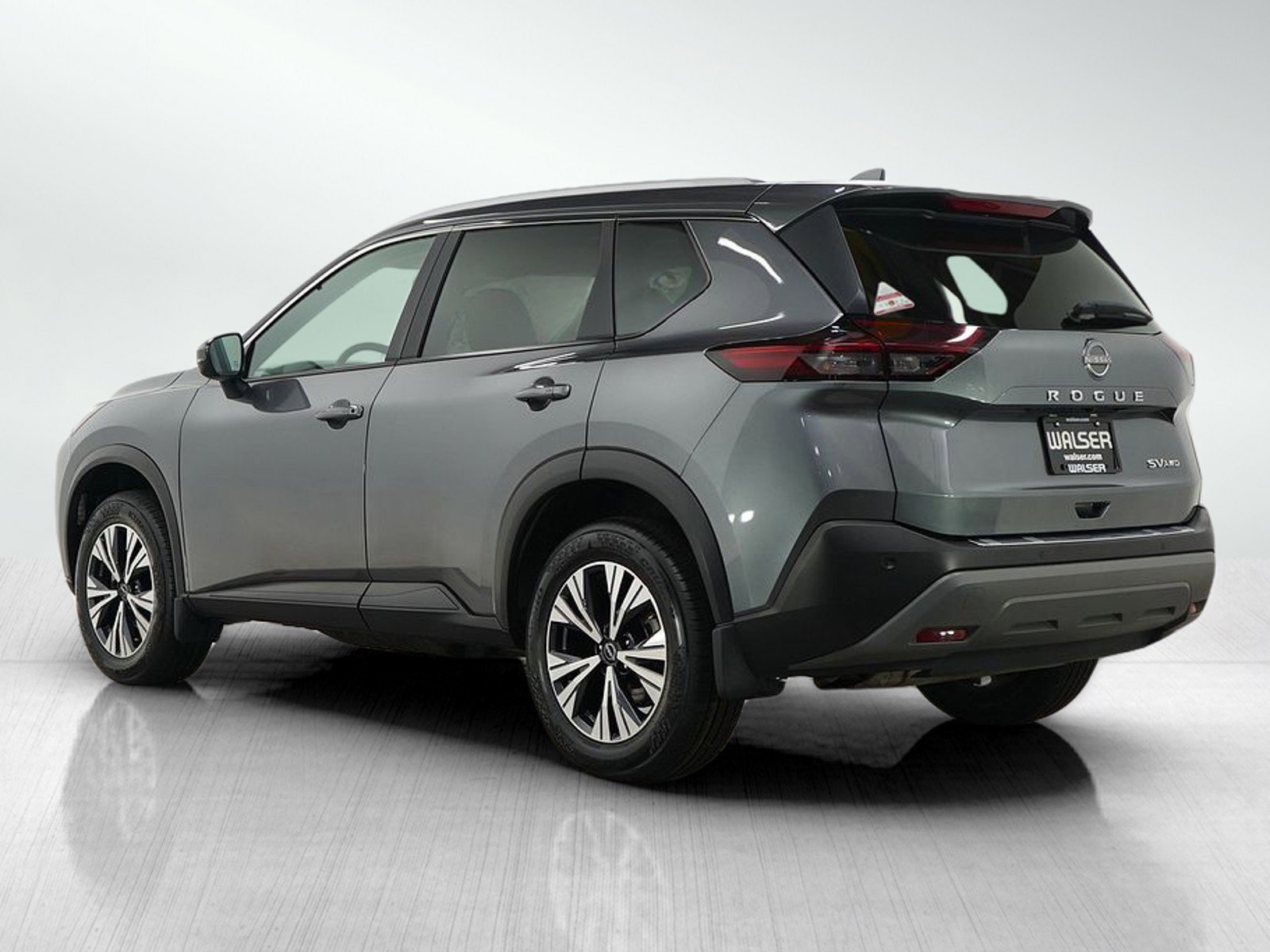 2023 Nissan Rogue SV photo 2