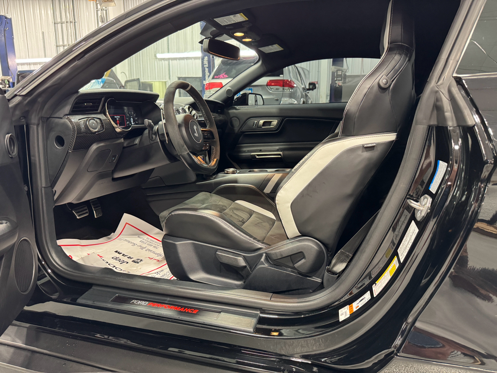 2021 Ford Mustang Shelby GT500 photo 3