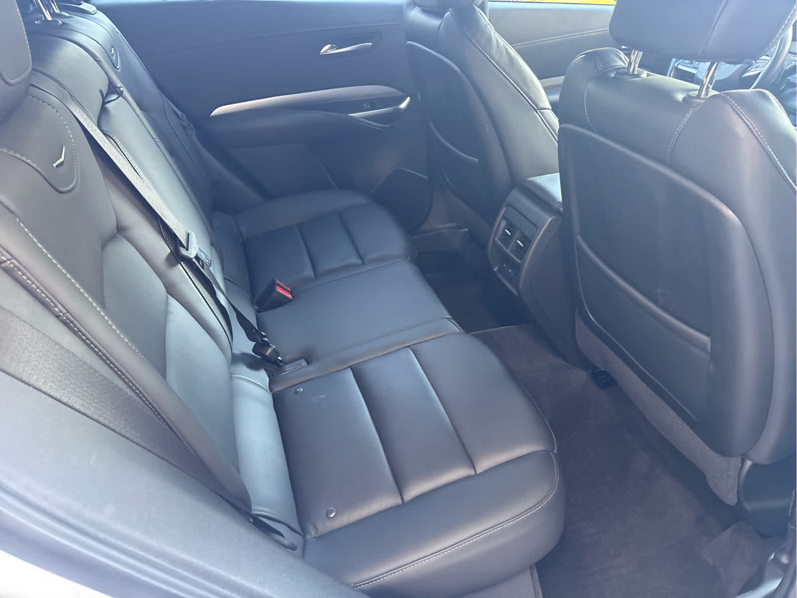 2023 Cadillac XT4 Premium Luxury photo 9