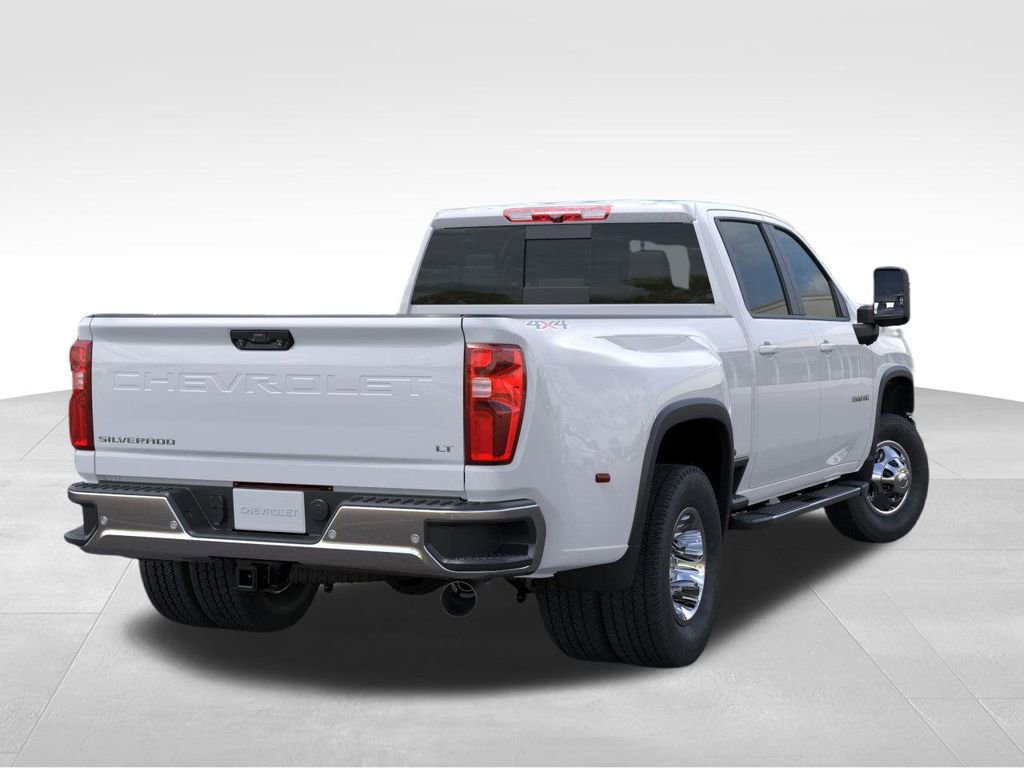 2026 Chevrolet Silverado 3500HD LT photo 4