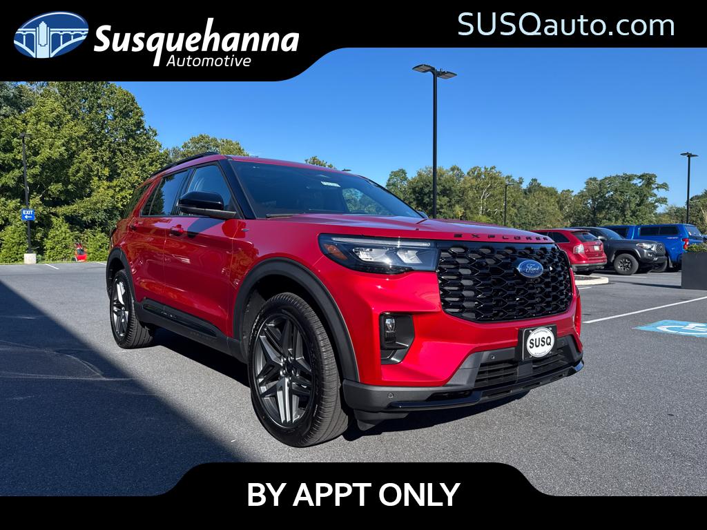 2025 Ford Explorer ST-LINE's photo