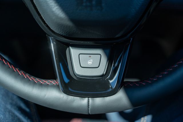 2025 Honda Pilot Black Edition photo 28