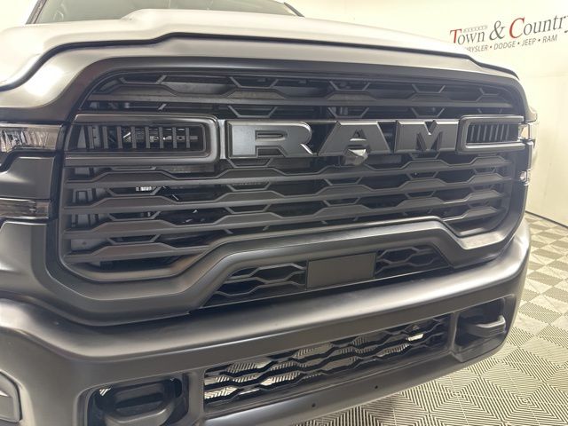 2025 Ram 2500 Tradesman photo 4