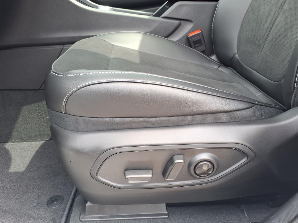 2025 Jeep Grand Cherokee Altitude X photo 5
