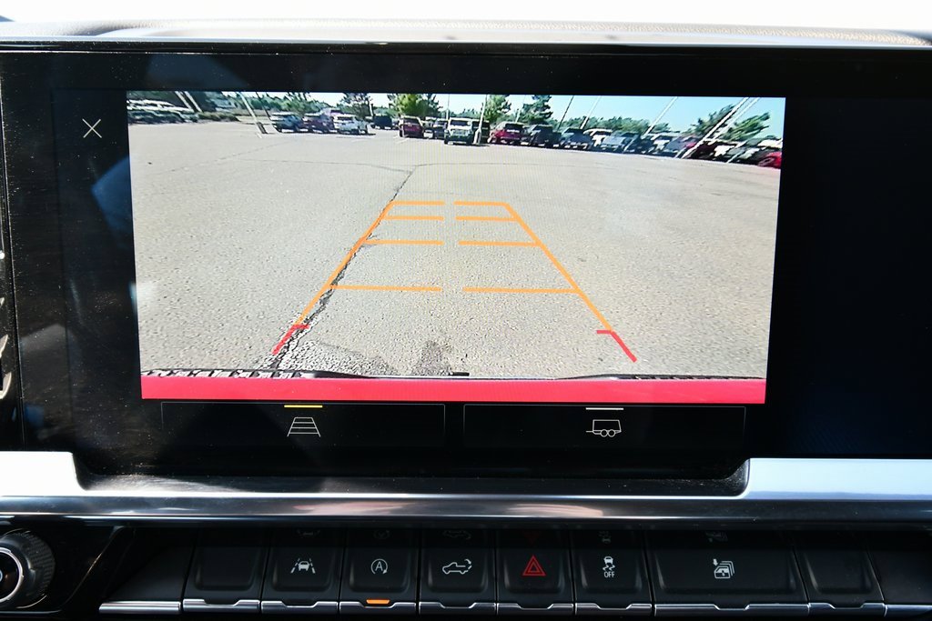 2025 Chevrolet Silverado 1500 LT photo 24