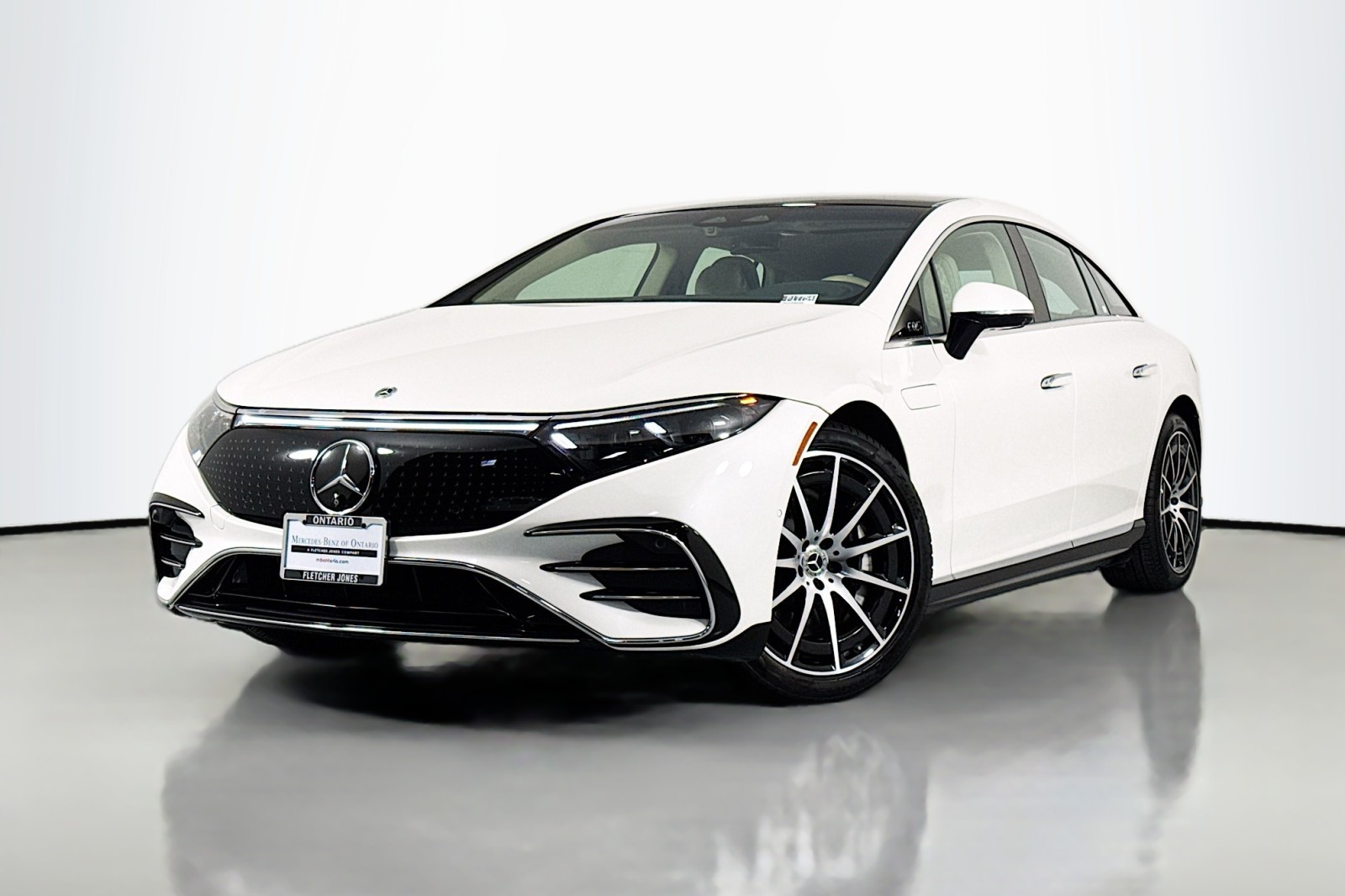 2023 Mercedes-Benz EQS Base's photo