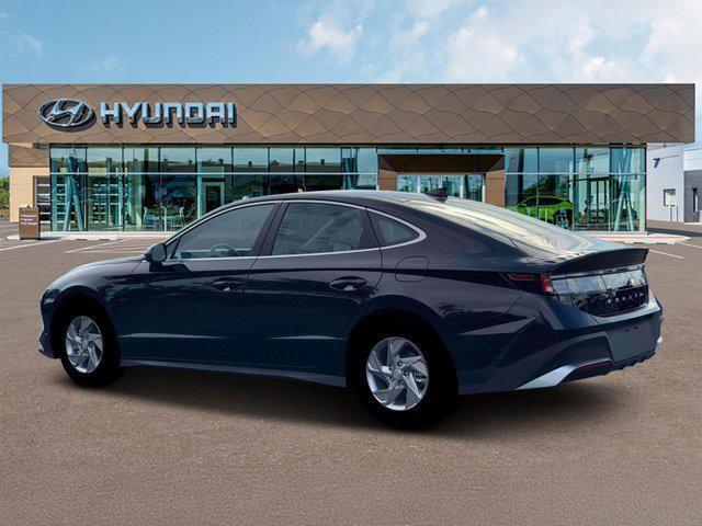 2026 Hyundai Sonata SE photo 2