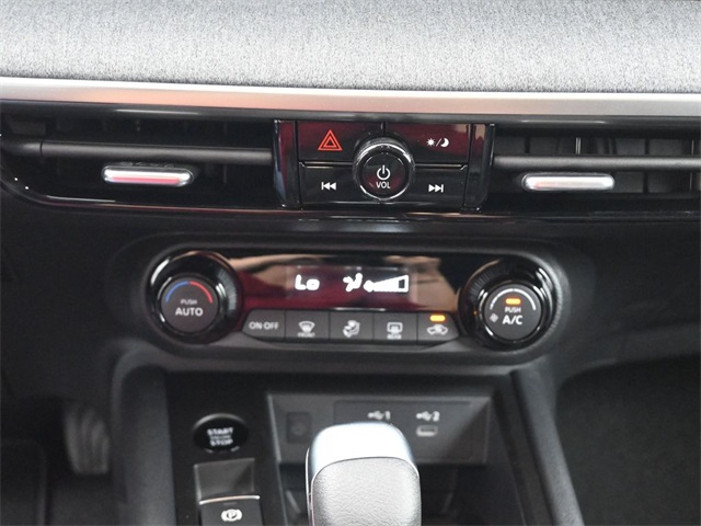2026 Nissan Kicks SV photo 4