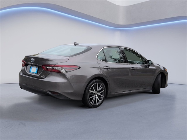 2022 Toyota Camry Hybrid XLE photo 4
