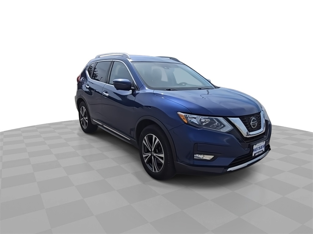 2018 Nissan Rogue SL photo 2