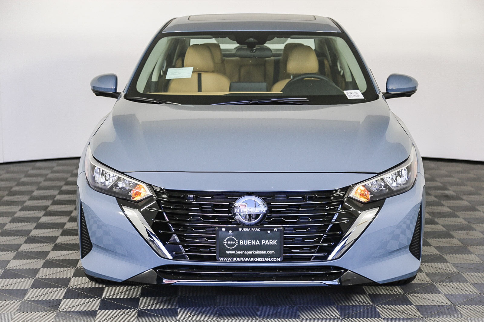 2025 Nissan Sentra SV photo 4