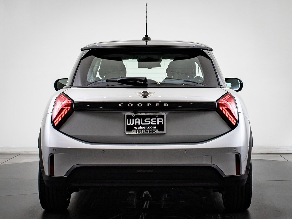 2025 Mini Cooper Signature photo 6