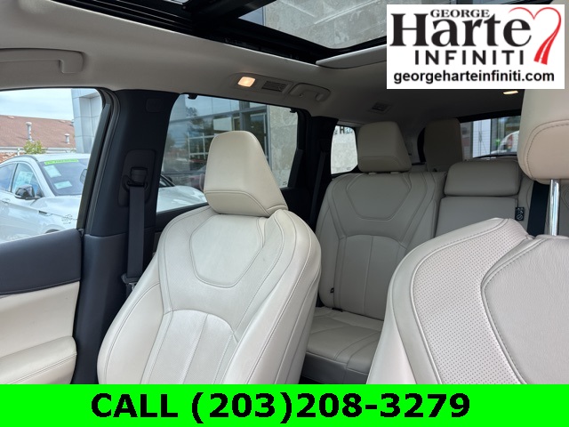 2023 Infiniti QX60 Luxe photo 18