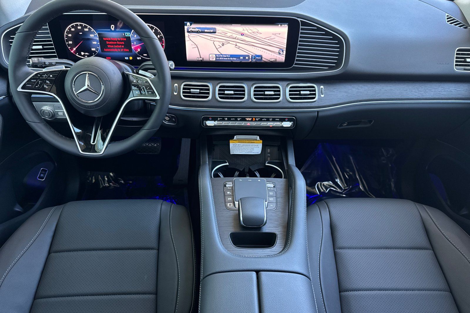 2025 Mercedes Benz GLE 350 4MATIC photo 2