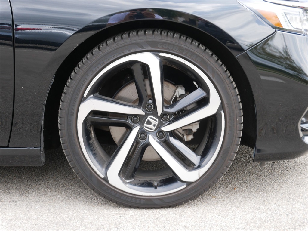 2019 Honda Accord Sport 2.0T photo 8