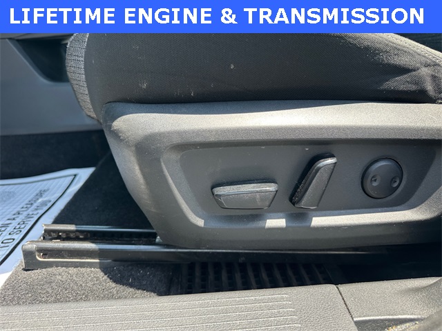 2023 Nissan Rogue SV photo 20