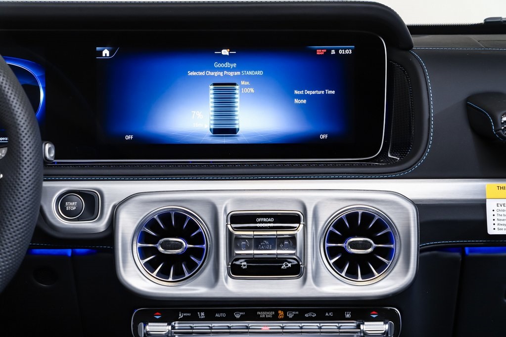 2025 Mercedes Benz G photo 15