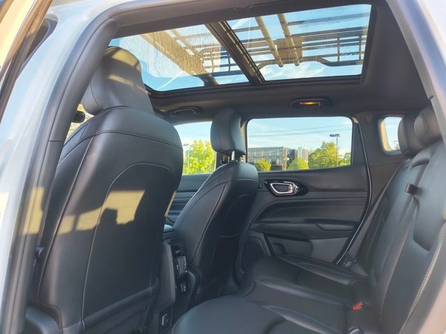 2025 Jeep Compass Limited photo 21