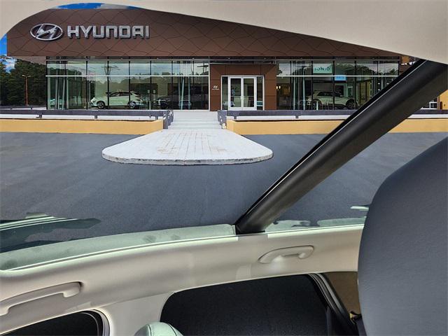2026 Hyundai Tucson Limited photo 5