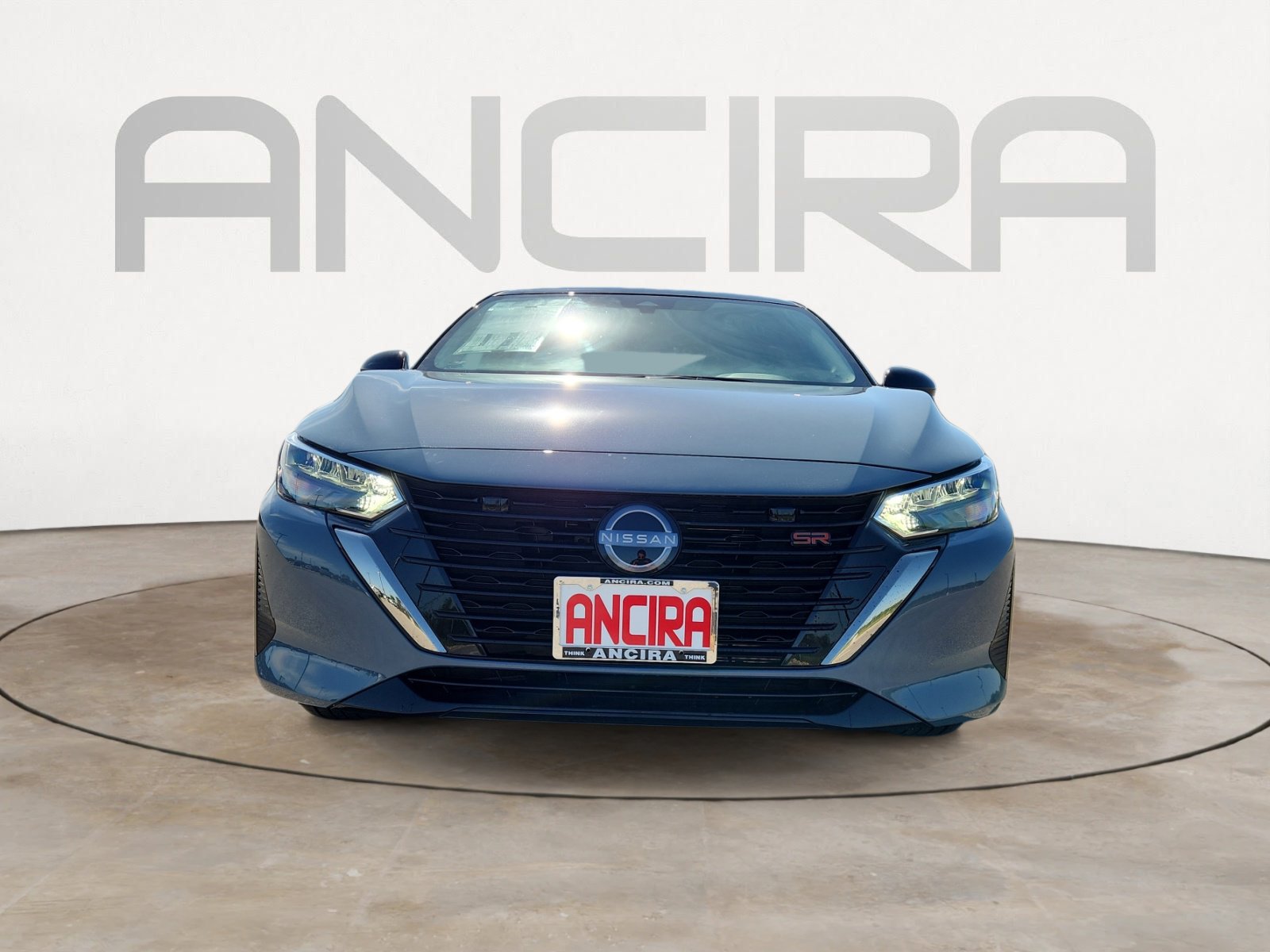 2025 Nissan Sentra SR photo 4