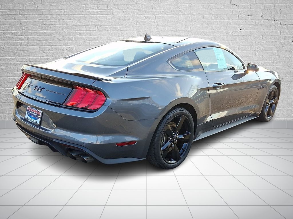 2022 Ford Mustang GT photo 4