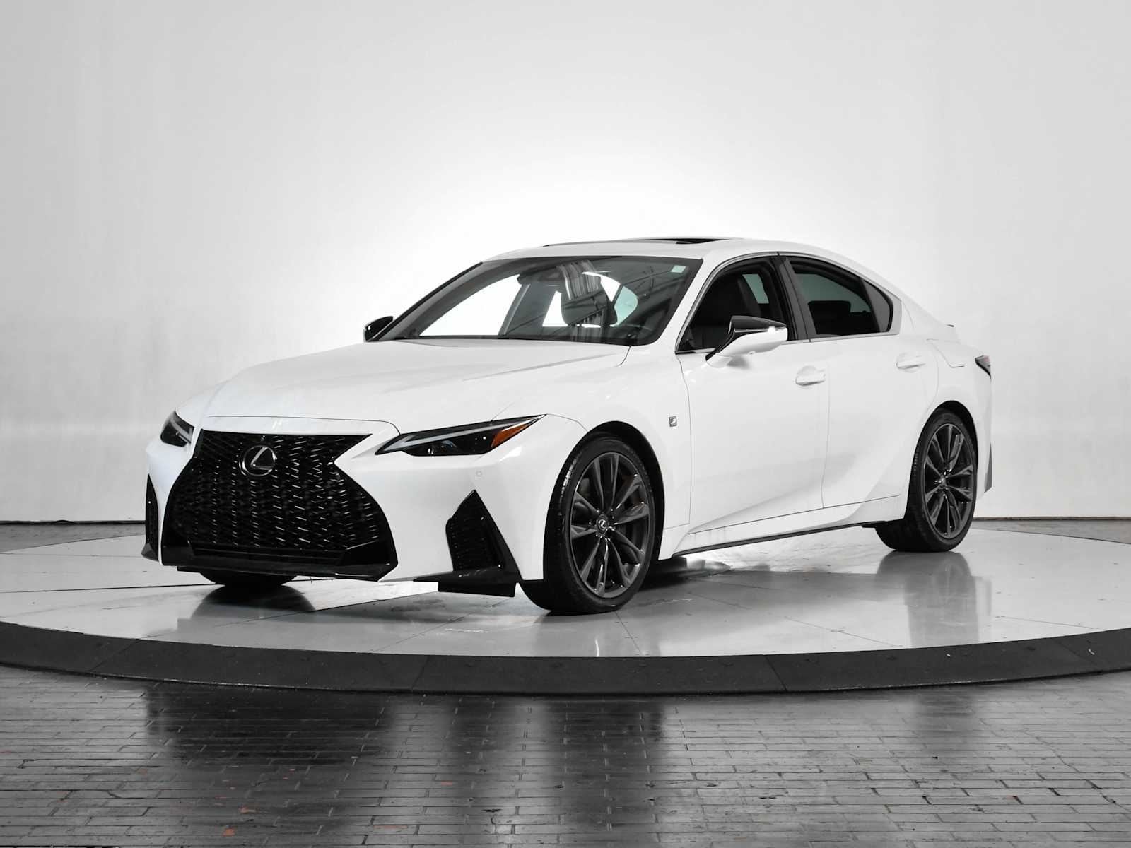2024 Lexus IS 350 F SPORT's photo