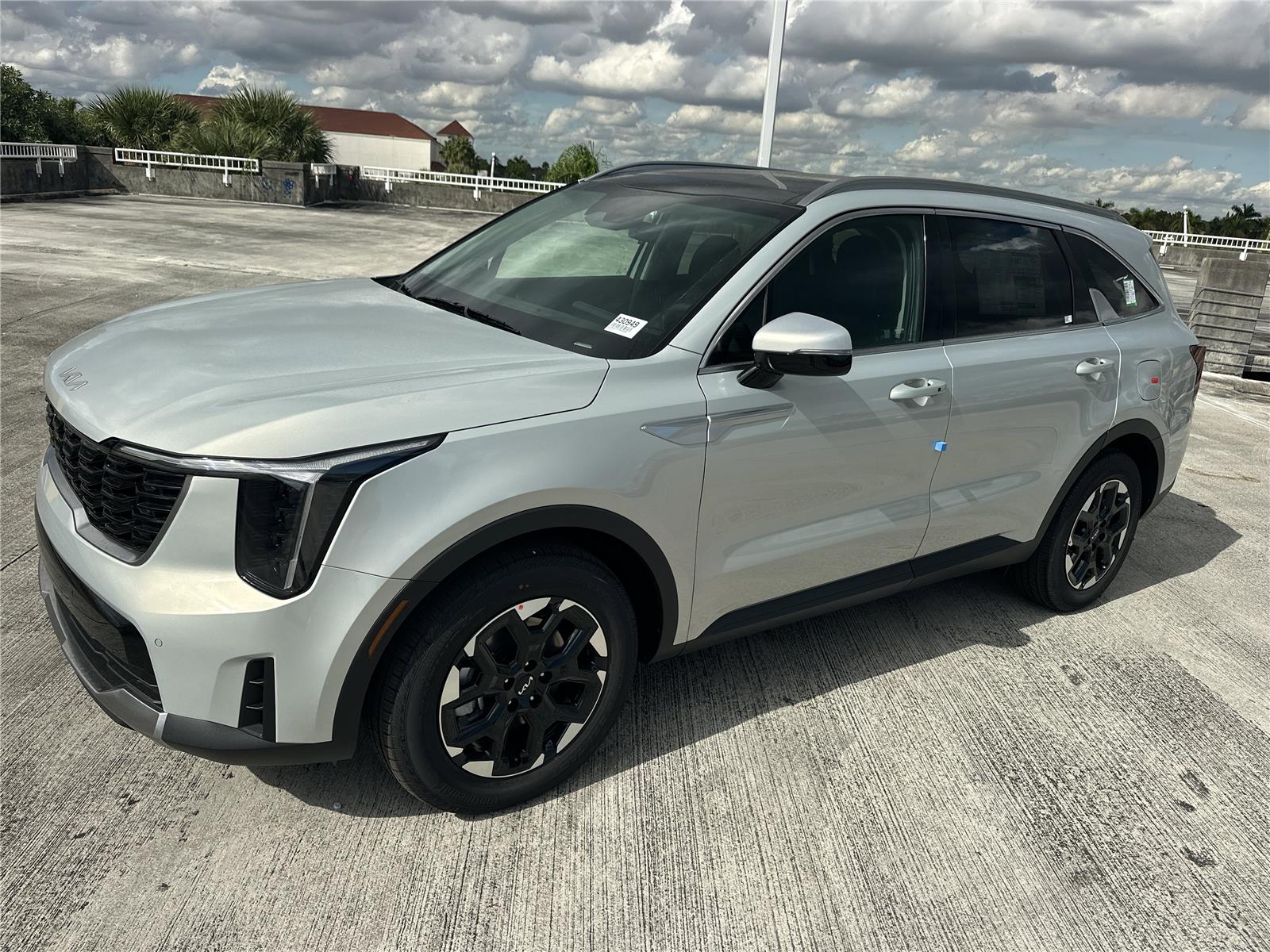 2026 Kia Sorento S's photo