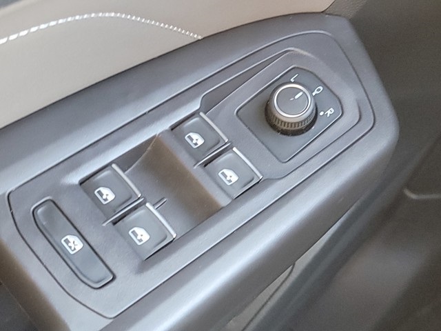 2023 Volkswagen Atlas V6 SE Technology photo 29