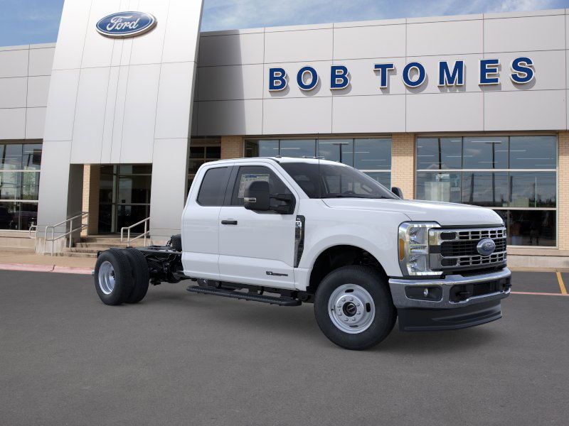 2025 Ford F-350 XL photo 8