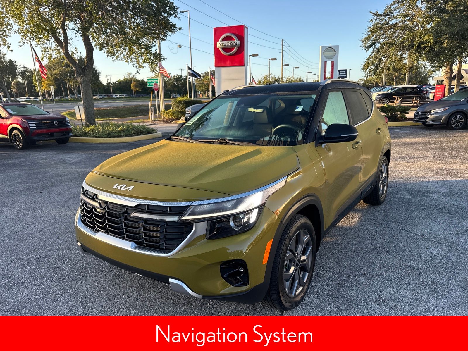 2024 Kia Seltos S photo 2