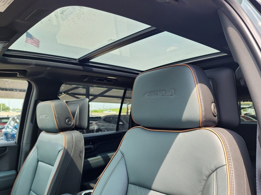 2026 Gmc Yukon XL AT4 photo 17