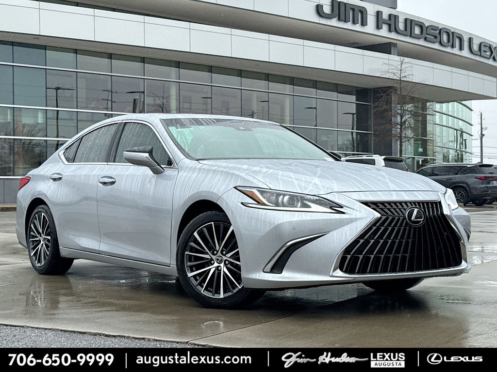 2024 Lexus ES 350's photo