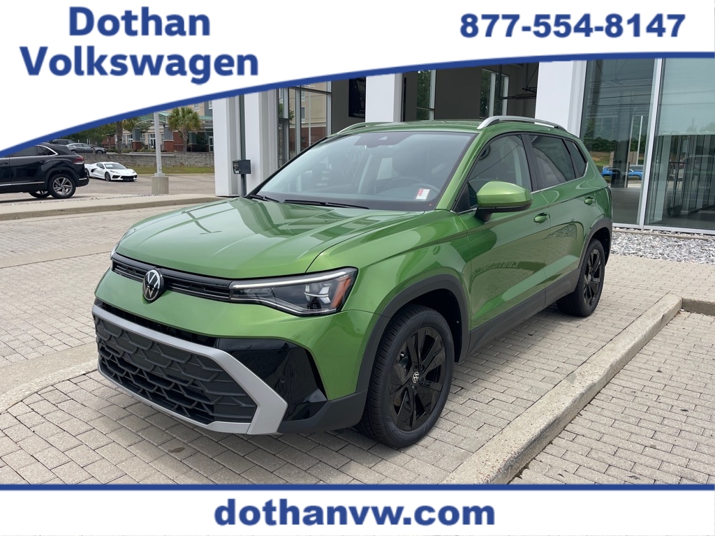 2025 Volkswagen Taos SE's photo