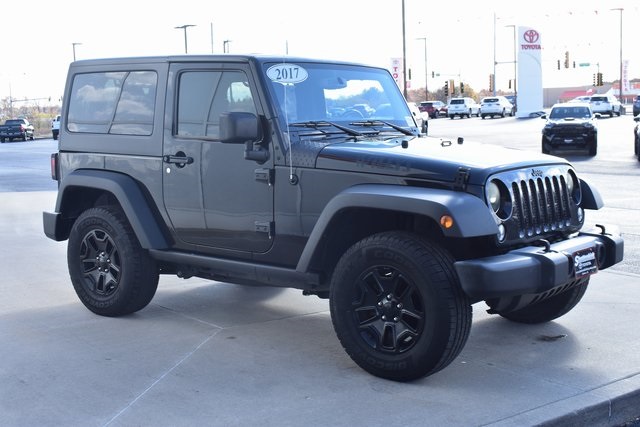 2017 Jeep Wrangler Willys Wheeler photo 4