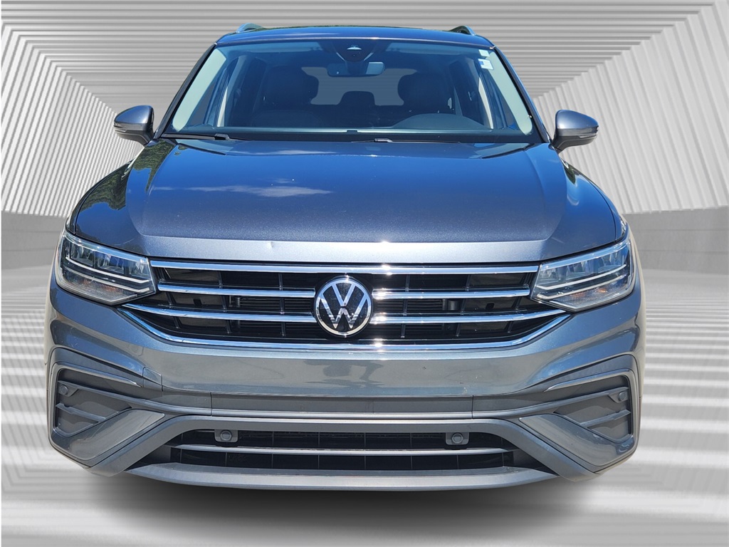 2022 Volkswagen Tiguan SE photo 4