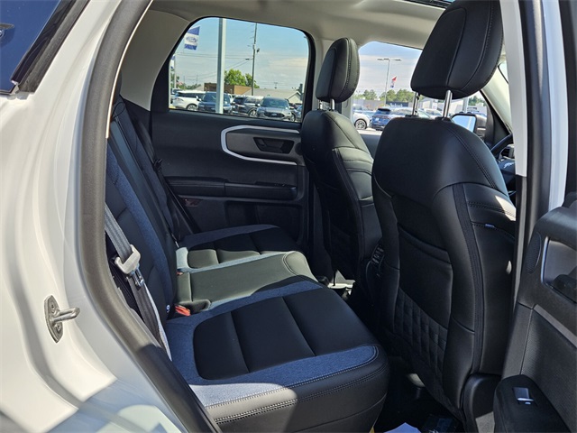 2025 Ford Bronco Sport Outer Banks photo 15