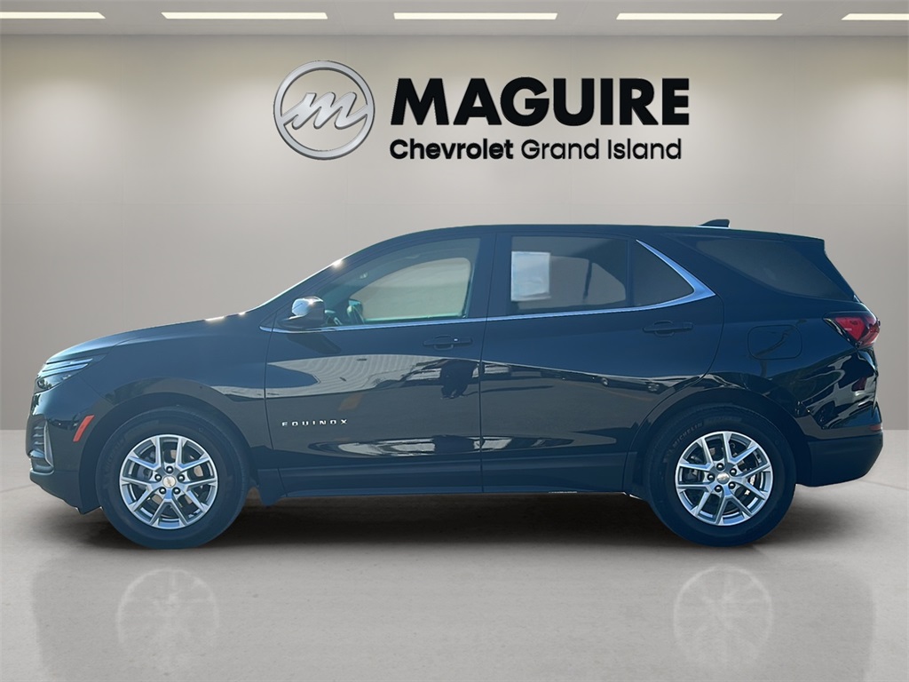 2022 Chevrolet Equinox LT photo 3