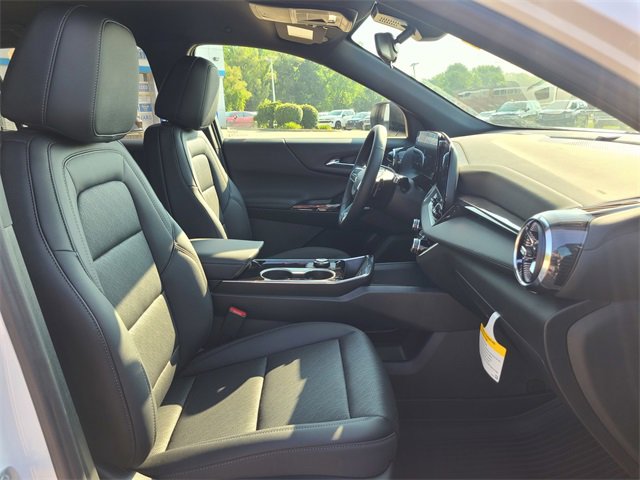 2026 Chevrolet Equinox LT photo 17
